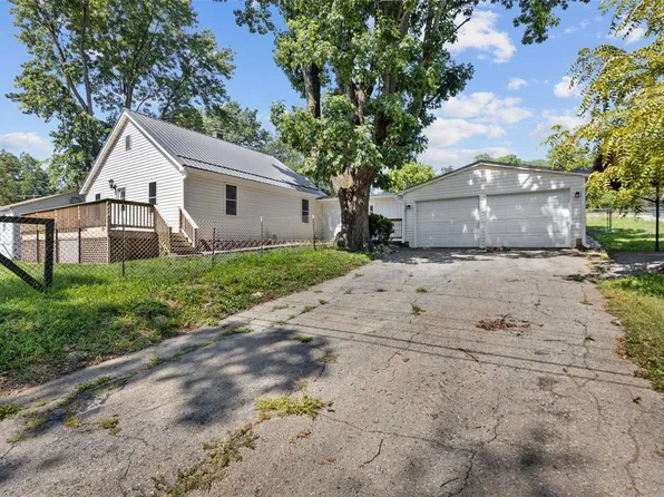 906 Towle St, Potosi, MO 63664