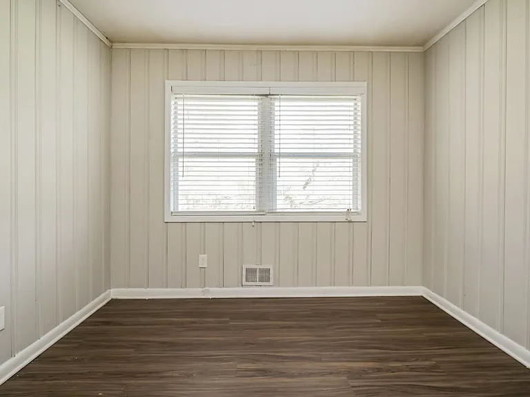 640 Oakdale Dr — Photo 15
