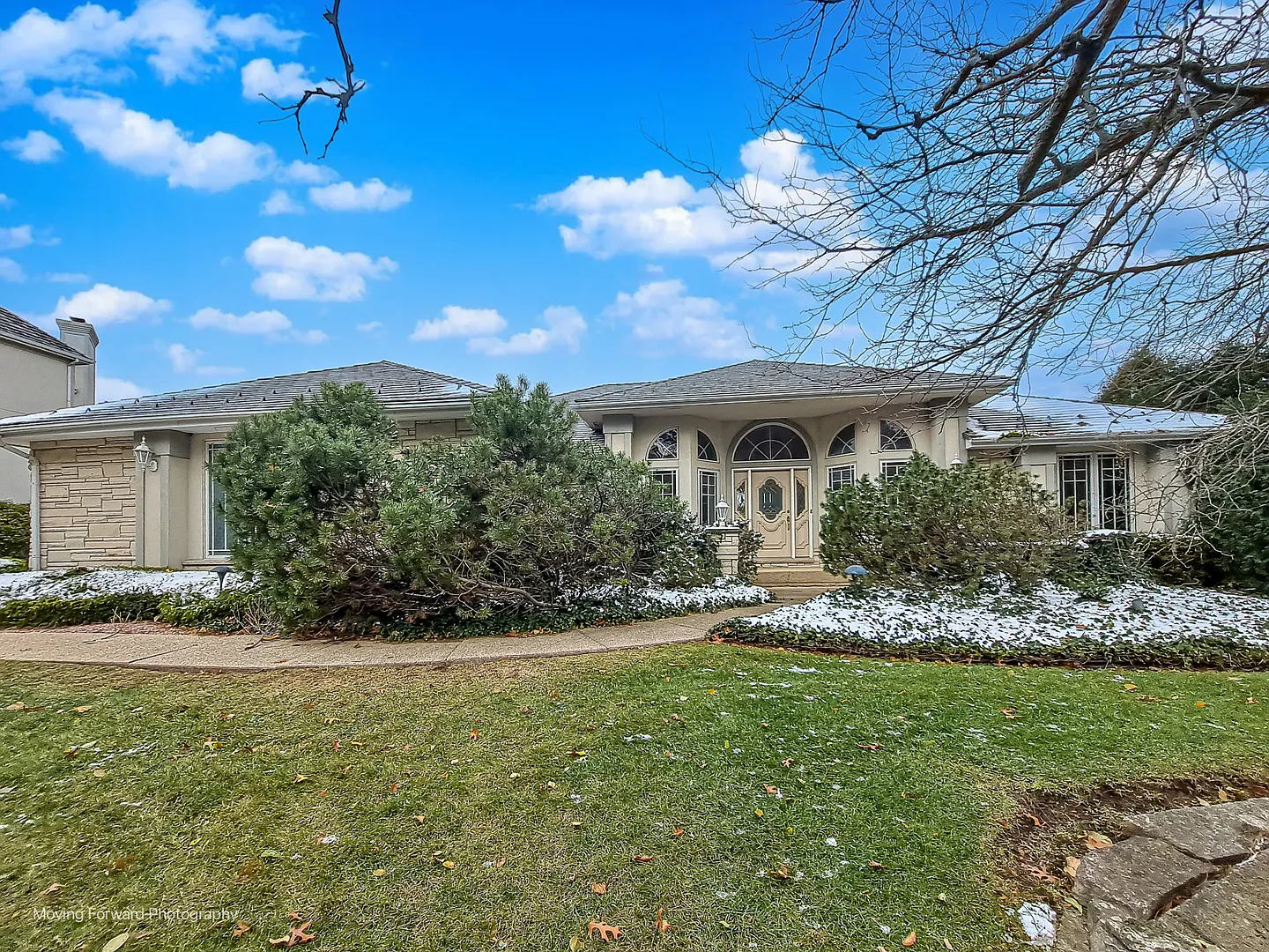 9370 Cascade Cir photo 1