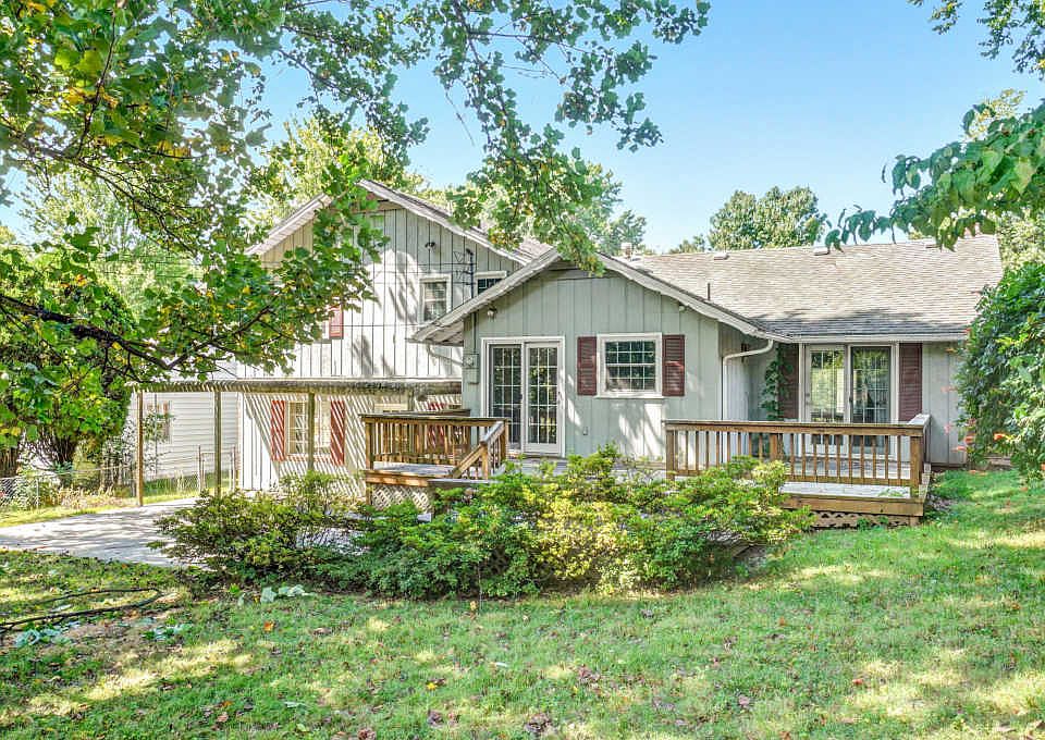 2562 S Luster Ave, Springfield, MO 65804 Zillow
