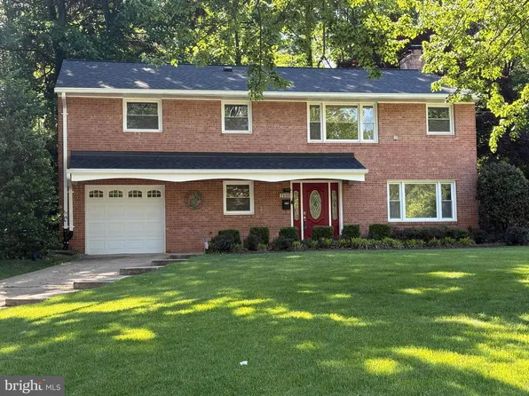 7500 Long Pine Dr, Springfield, VA 22151