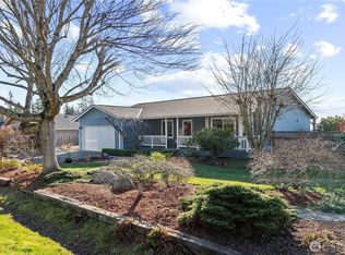 527 Island View Dr, Camano Island, WA