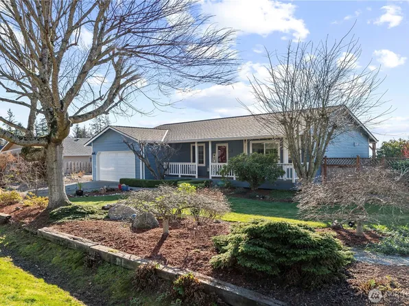 527 Island View Drive, Camano Island, WA 98282