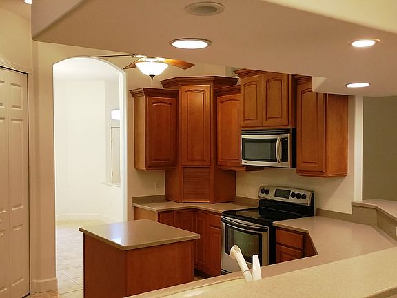 Maple Cabinets w/ Crown