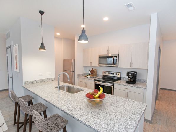 1515 Main St #2306