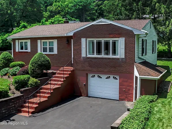 25 White Birch Lane, West Coxsackie, NY 12192