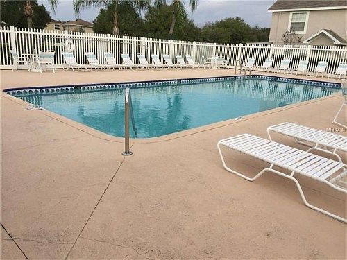 1st image of 553 Kensington Lake Cir