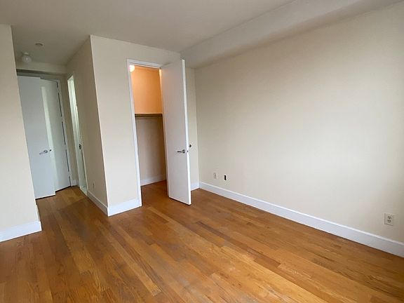 5th image of 756 Myrtle Ave #40