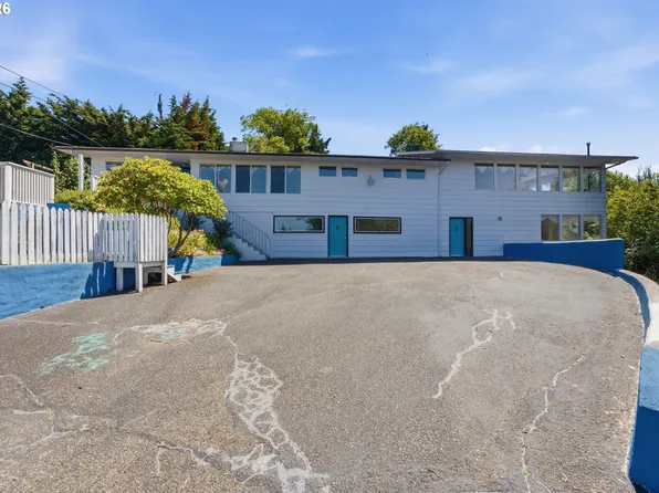63654 Ahill Rd, Coos Bay, OR 97420