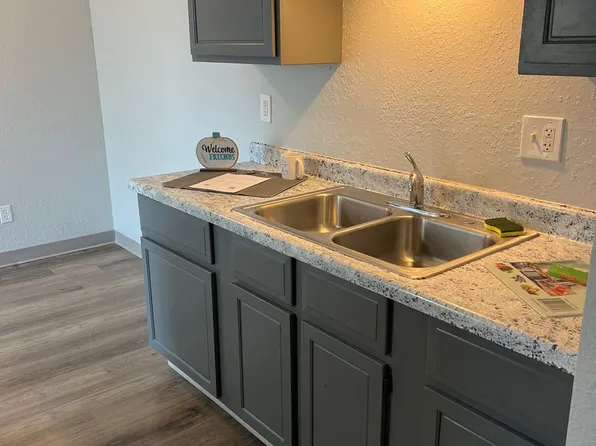 Westridge Apartments