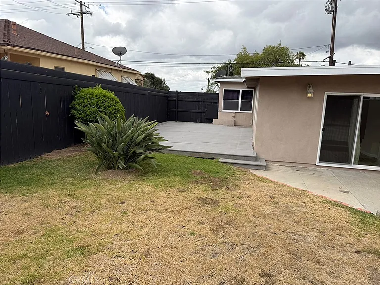 3082 Thurin Ave — Photo 34