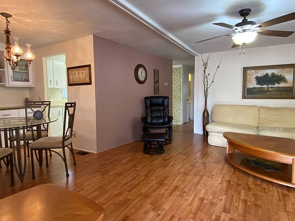 5th image of 10702 Dakota Oaks Dr