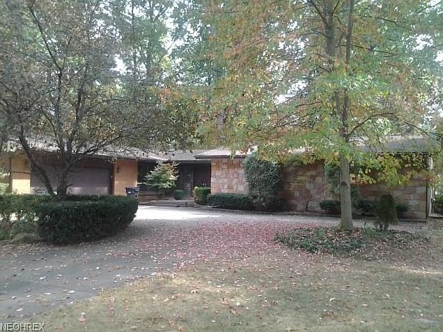 1st image of 140 Quail Hollow Cir SE