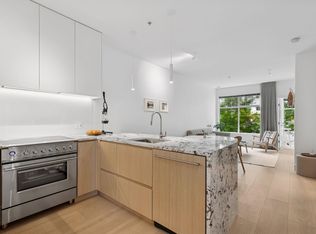 1388 Nelson St #302, Vancouver, BC V6E 1J9