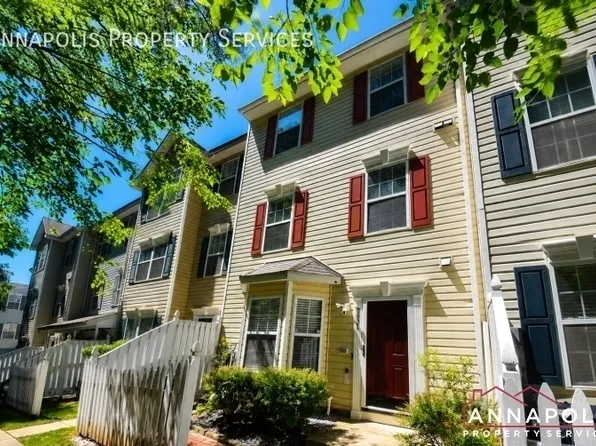 8031 Brookstone Ct, Severn, MD 21144