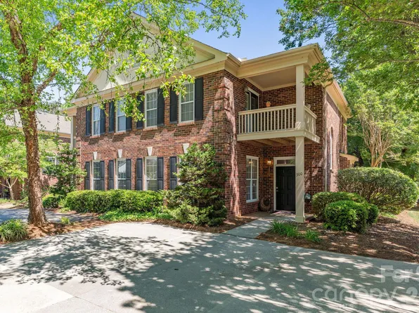 300 Armour St, Davidson, NC 28036