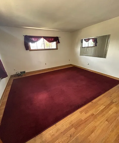 1334 W 28th St #2 — Photo 3