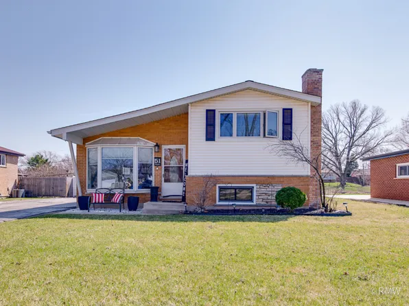 51 W Rozanne Dr, Addison, IL 60101