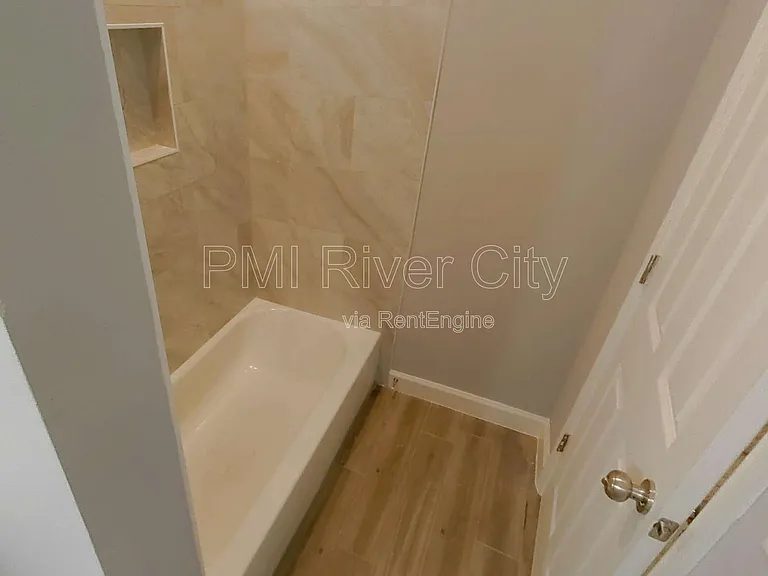 151 W 17th St #2 — Photo 8