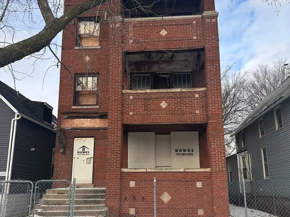 18 E 113th St, Chicago, IL 60628