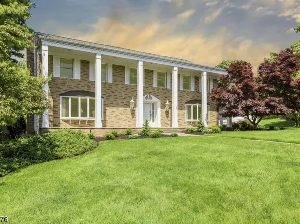 9 Westview Ct, Cedar Grove Twp., NJ 07009