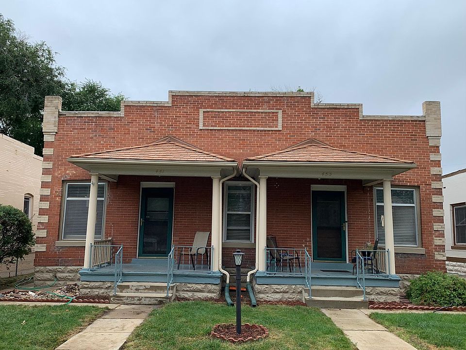 Left side of the duplex is available for lease.