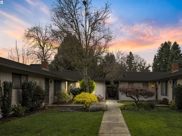 3832 NE 45th St APT B, Vancouver, WA 98661