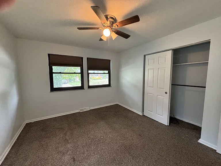 716 Cranford Dr — Photo 9