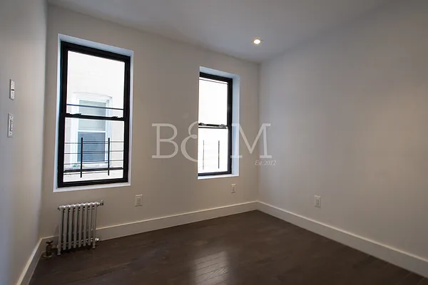 Rented by Brick&Mortar | media 16