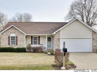 3 Shaderest Ct, Glen Carbon, IL
