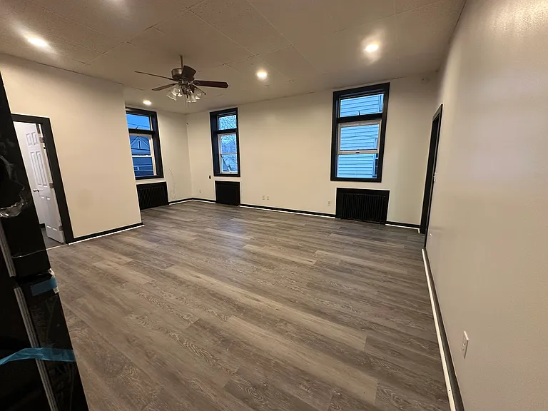 15 Goshen Ave #1 — Photo 6