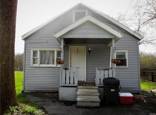 7897 Foster Rd, Liverpool, NY 13090