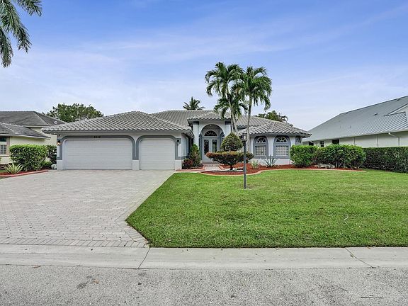 3rd image of 4942 NW 107th Avenue