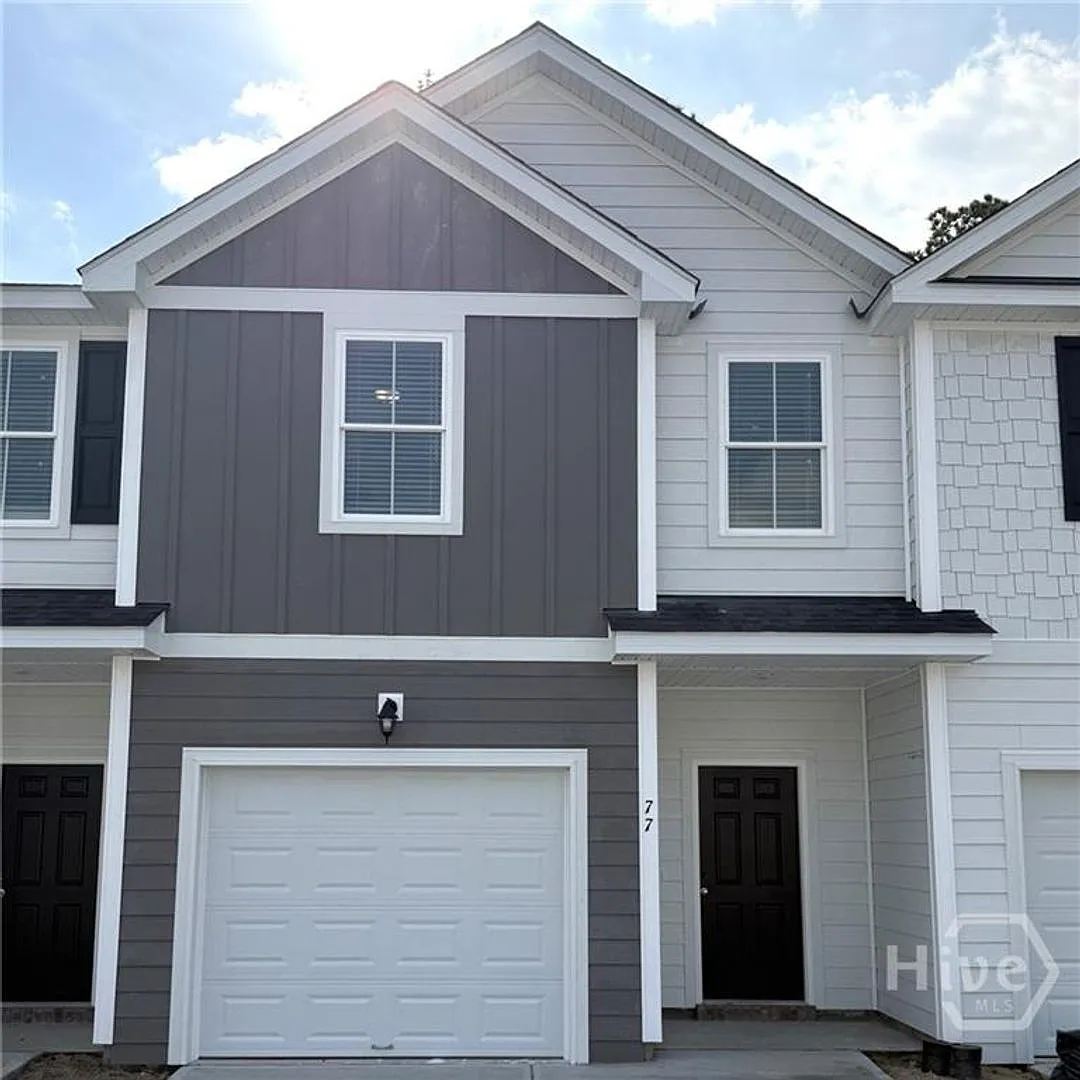 New Rental Now Available! — Photo 3