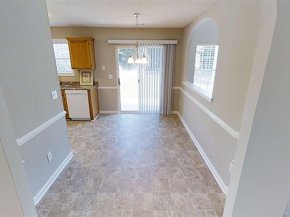 5th image of 106 Stapleford Park Dr