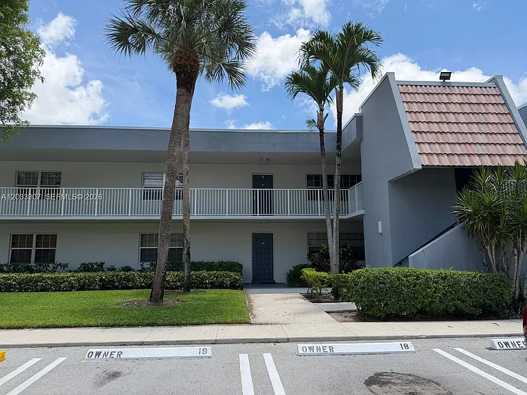 4261 W Palm Aire Dr #202 — Photo 1