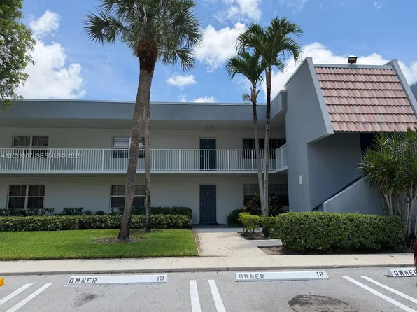 4261 W Palm Aire Dr APT 202, Pompano Beach, FL 33069