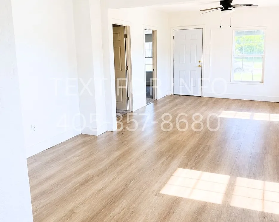 3 bed, 1072 sqft, $1,175 — Photo 3