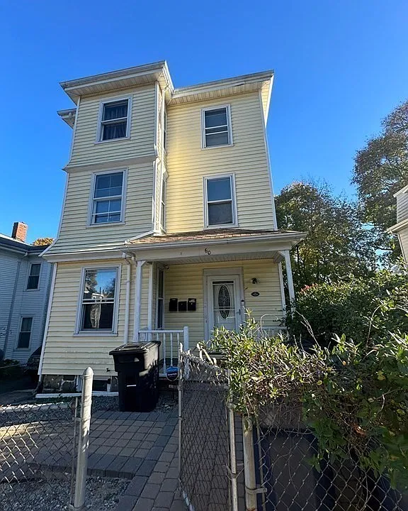 60 Birch St #1