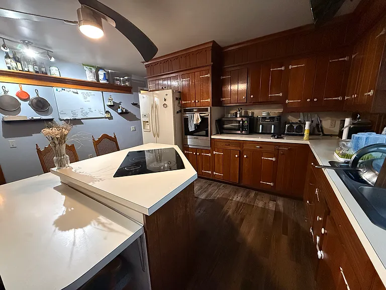 510 E Park St — Photo 14