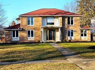 154 Chasewood Ln, East Amherst, NY 14051