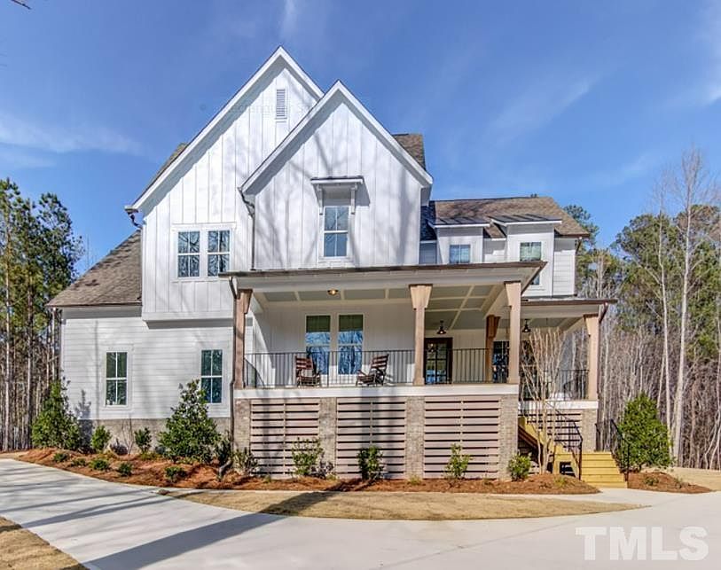 1st image of 161 Legend Oaks Dr