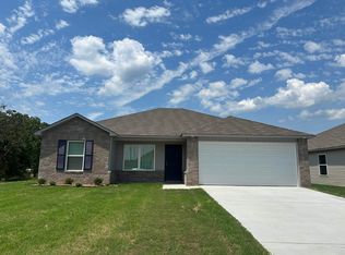 1 Curly Leaf Ln, Conway, AR 72032