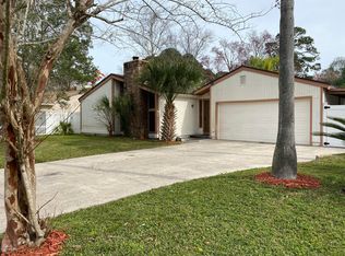 10269 Lake Pines Rd, Jacksonville, FL 32257