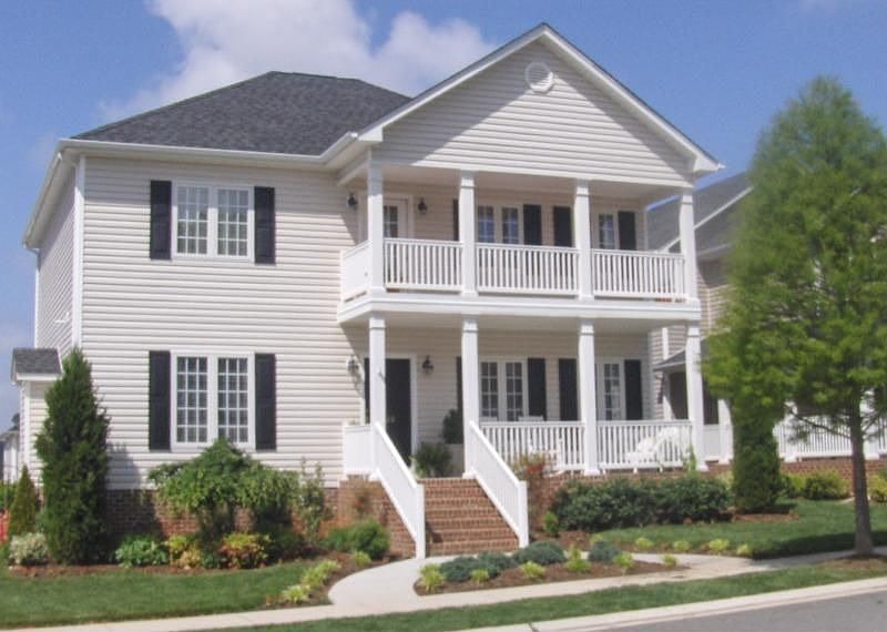 1st image of 320 Wyndhurst Dr