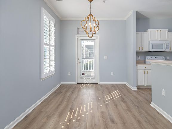 5th image of 1225 Blakeway St Unit 1108