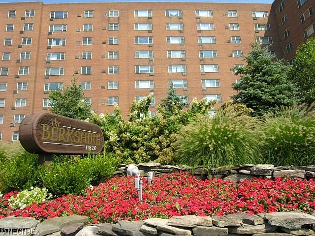 1st image of 11820 Edgewater Dr APT 213