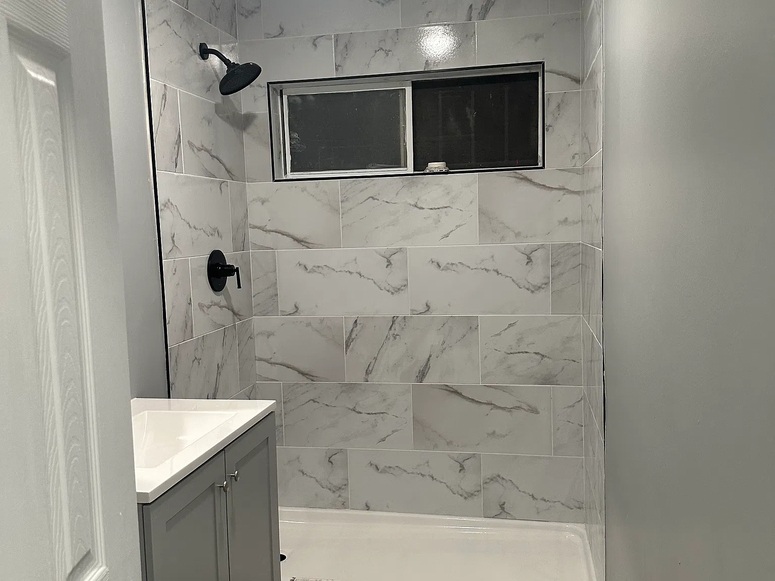 1 bed, $2,000 — Photo 3