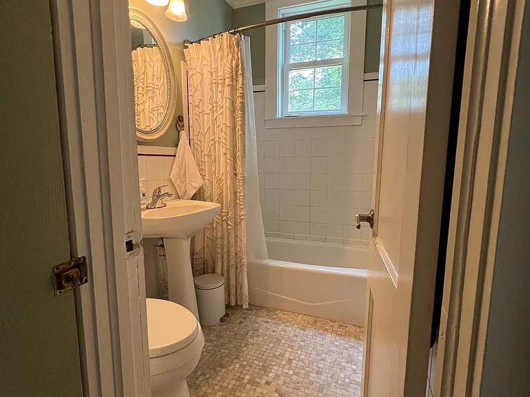 651 N Main St — Photo 14