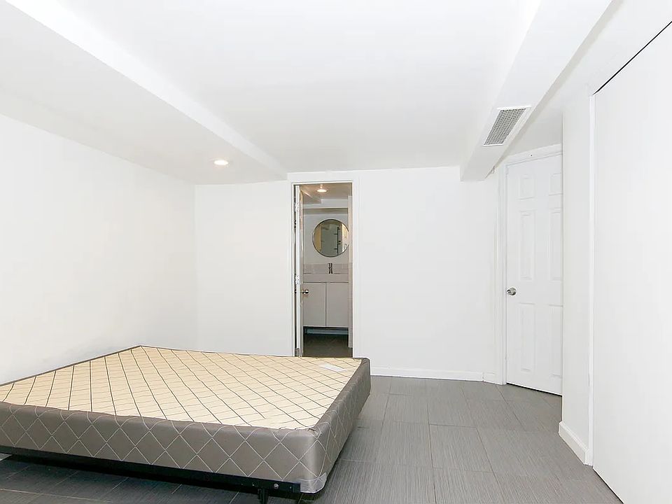 2nd image of 35-35 28th St #1